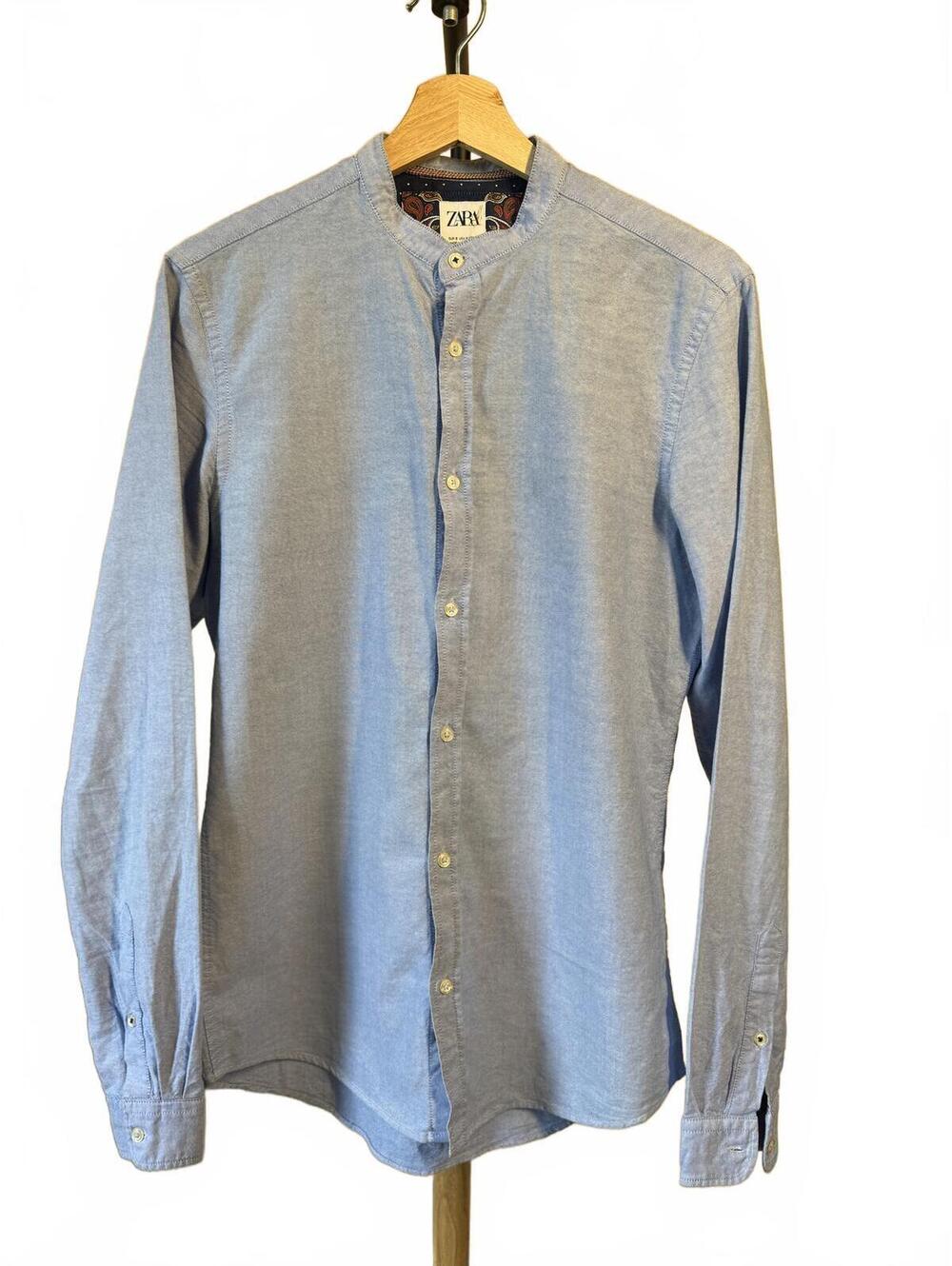 ZARA Light Blue Collar Shirt Size S